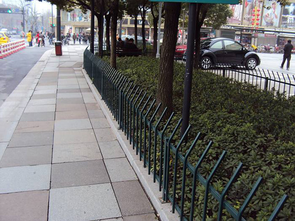 綠化帶護(hù)欄